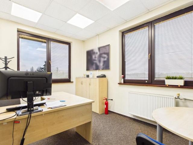Nakielska 906 m², Warszawa