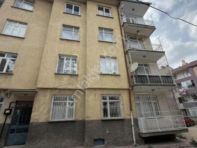 Nakipoğlu Nda Yeni Bakım Yapılmış 3+1 Kiralık Daire