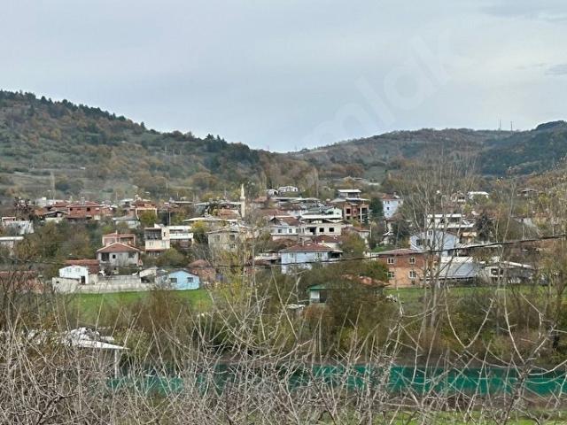 NALINLAR KÖY ÜSTÜ 847m2 SUYU BULUNAN ARAZİ