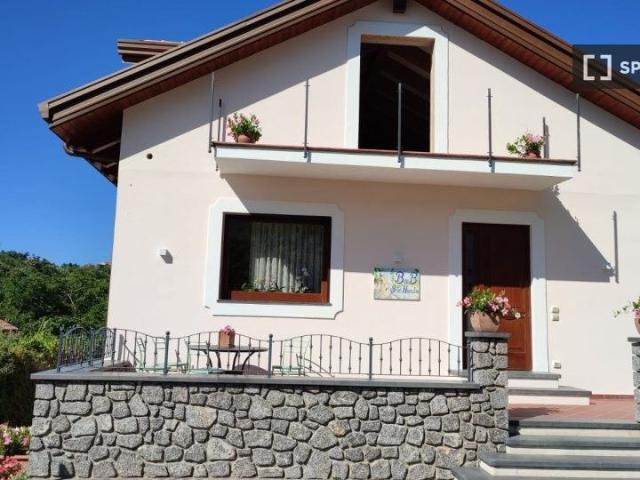 naples, Campania 80051