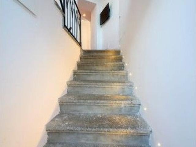naples, Campania 80075