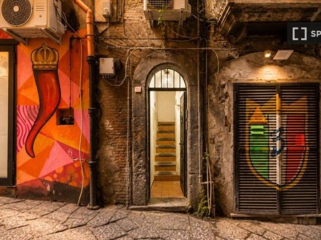 naples, Campania 80134