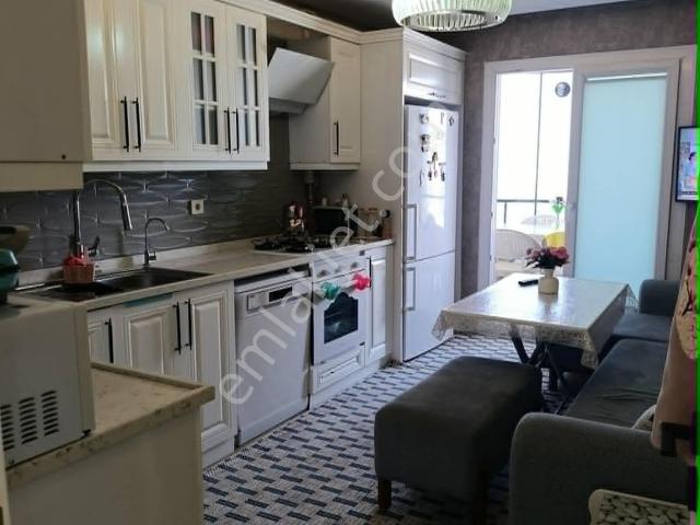 Çınar Emlak'tan İnönü Blv Üzeri Satılık 3+1 Daire Full