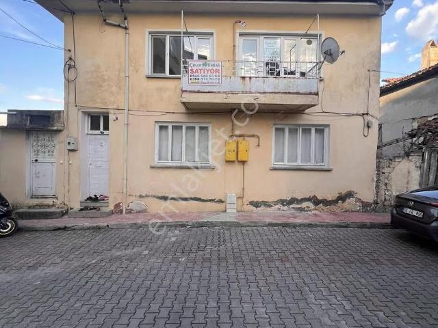 Çınar Emlak'tan Satılık Bahçeli Müstakil Bina