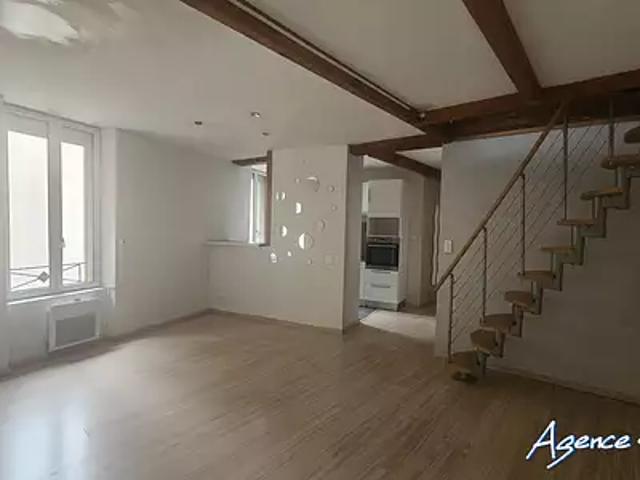 Narbonne 11100 Achat / Vente appartement 3 pièces t3 au dernier étage parking