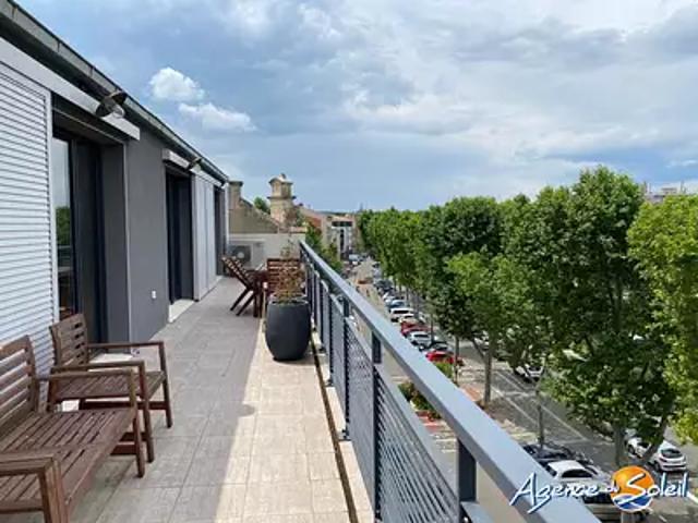 Narbonne 11100 Location appartement 4 pièces t4 au dernier étage