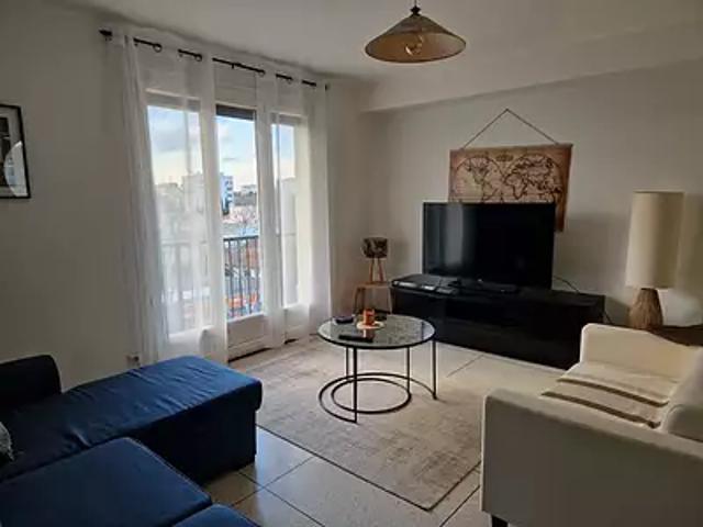 Narbonne 11100 Location appartement 2 pièces t2 au dernier étage