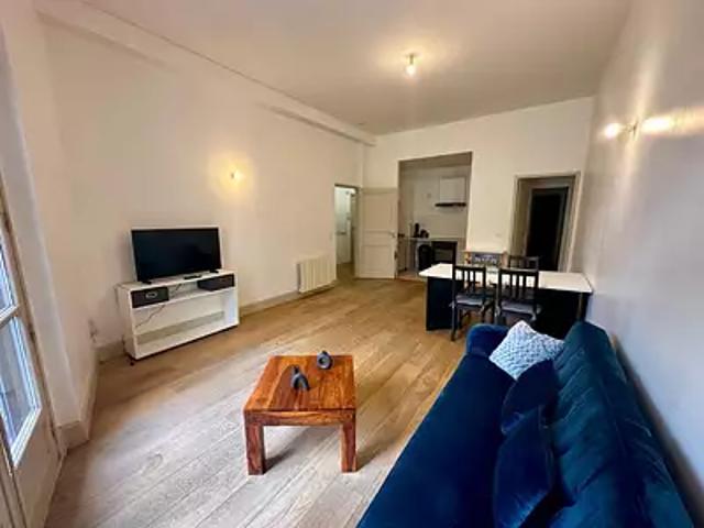 Narbonne 11100 Location appartement 2 pièces t2 balcon