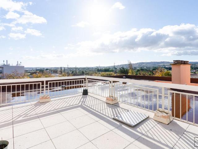 Narbonne EN EXCLUSIVITÉ: Appartement 4 pièces 91 m² + log