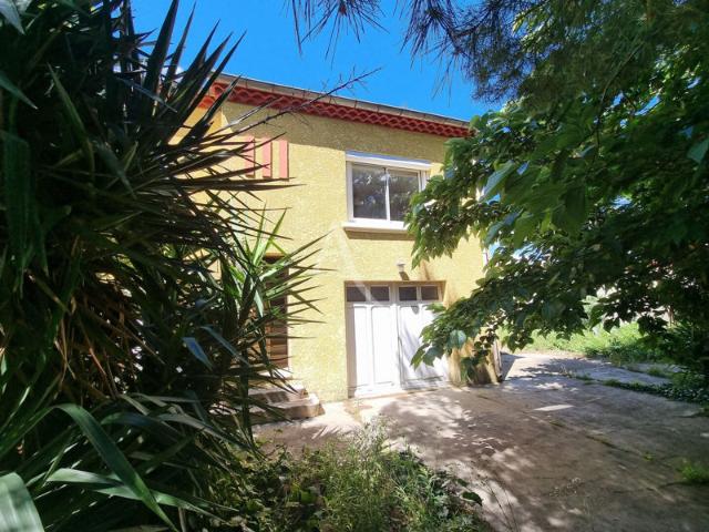 NARBONNE. Maison de 75m² avec garage et terrain