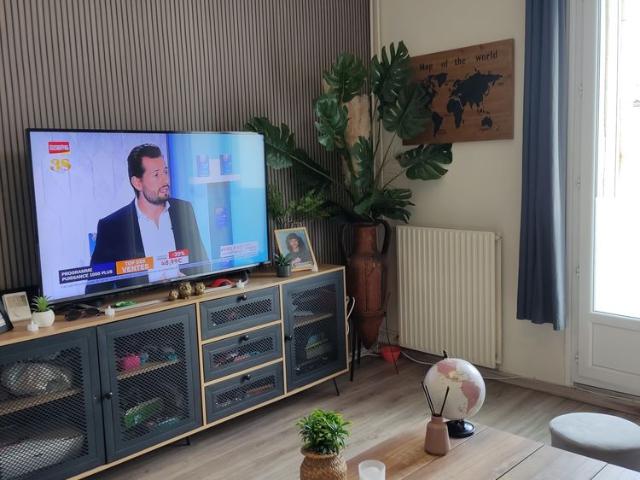 NARBONNE Proche Avenue Gambetta grand F3 en bon état de 72.12 m²