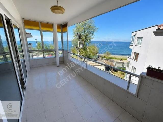 Çınarcık Karpuzdere'de Deniz Manzaralı Satılık 2+1 Daire