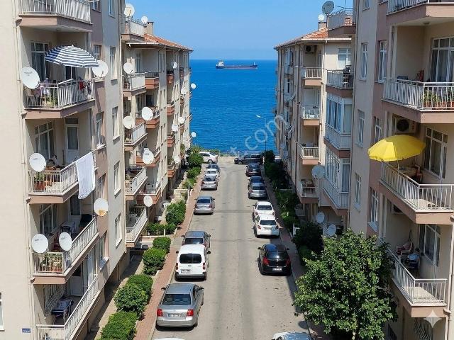 Çınarcık Harmanlarda Deniz Manzaralı Muhteşem Konumda 2+1 100 M2 3. Kat