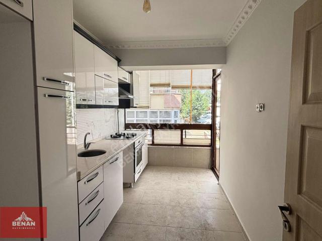 Çınarcık Merkez Yeni Binada Satılık 2+1 Daire