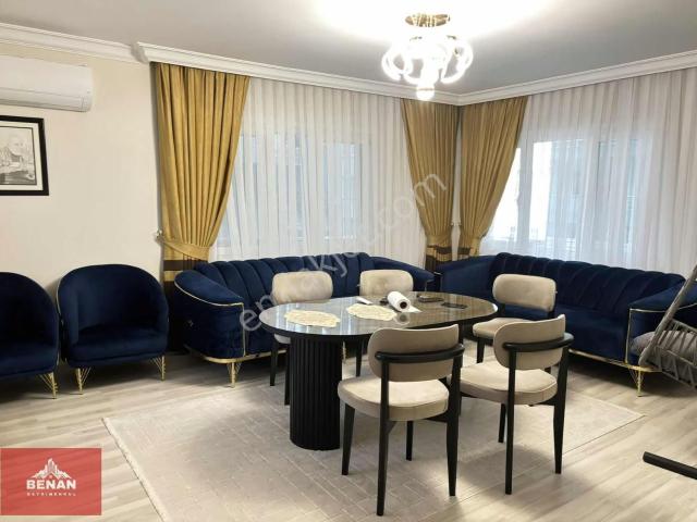 Çınarcık Merkezde Satılık İçerisi Full Yeni 3+1 Daire