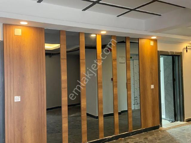 Çınarlı'da 2+1 Hasarsız Lüks Kiralık Daireler
