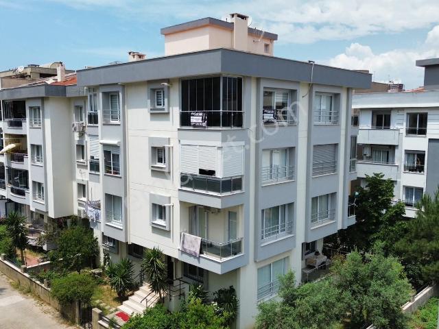 Narlıdere Çamtepe Mahallesi’nde Satılık 2+1 Fırsat Daire