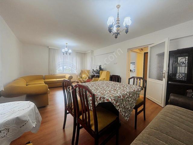 Narlıdere Huzur Mah.'de Eşyalı 3+1 Kiralık Daire