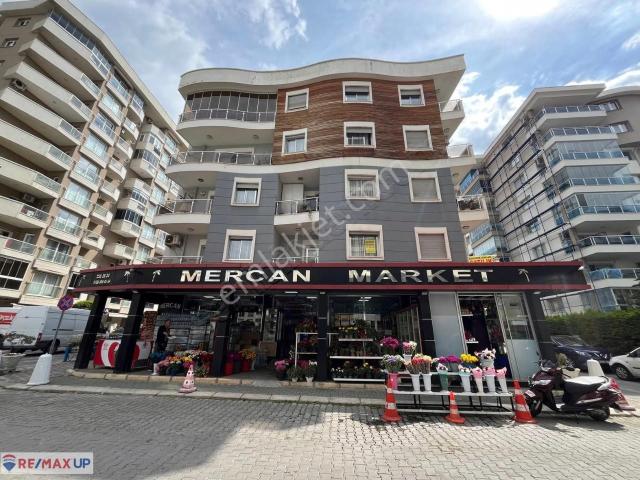 Narlıdere Yenikale'de Muhteşem Konumlu Devren Kiralık Market