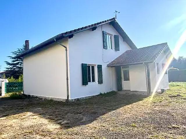 Narrosse 40180 Achat / Vente maison 4 pièces t4 au dernier étage cave