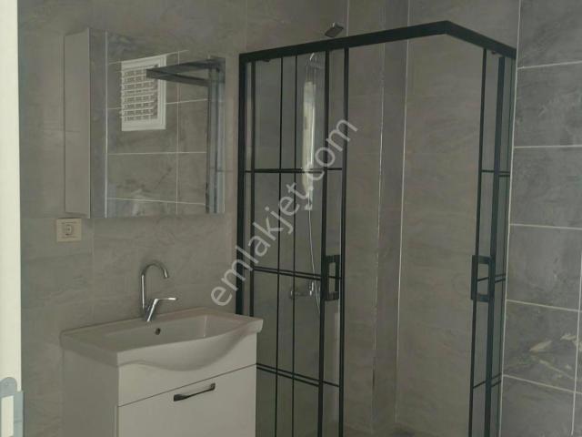 Nasreddin Emlaktan Gazi Mh Hastane Yolunda Kiralık 1+1 Sıfır Daire