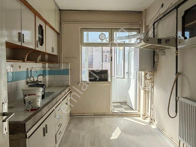 Nasreddin Emlaktanstadyum Karşısı Kiralık Daire