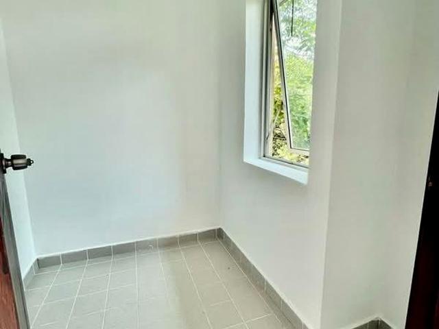 Nassimville D10, Apartment