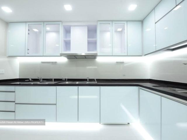 Nassim Jade D10, Condominium