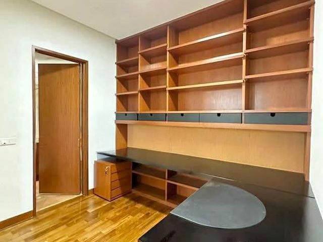 Nassim Jade D10, Condominium