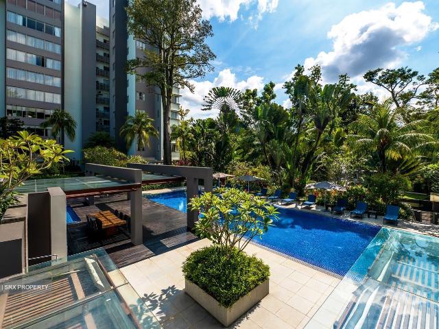 Nassim Regency D10, Condominium