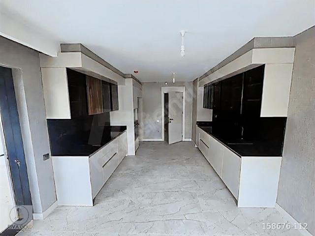 NATURA YILDIZDA MAZARALI 4+1 LÜX SATLIK DAİRE