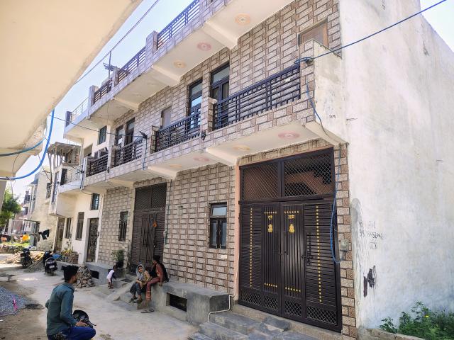 Natures Pride CHS 60 Sq. Yd. Plot in Gulistanpur Greater Noida Listing ID: #9894