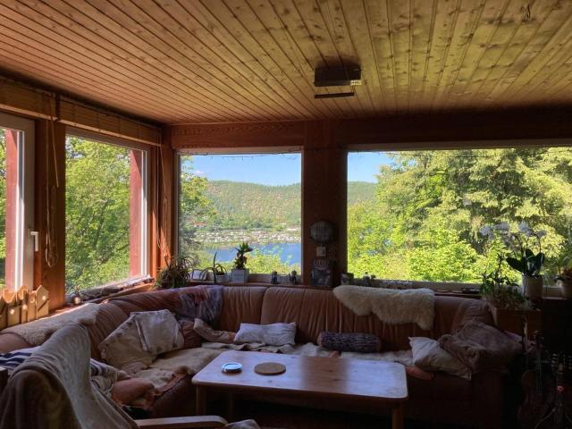 Naturparadies am Edersee: Individuelles Wohnen mit eigenem Wald &