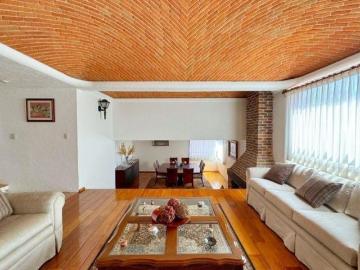 NAUCALPAN, VISTA DEL VALLE, CASA DE TRES NIVELES en venta
