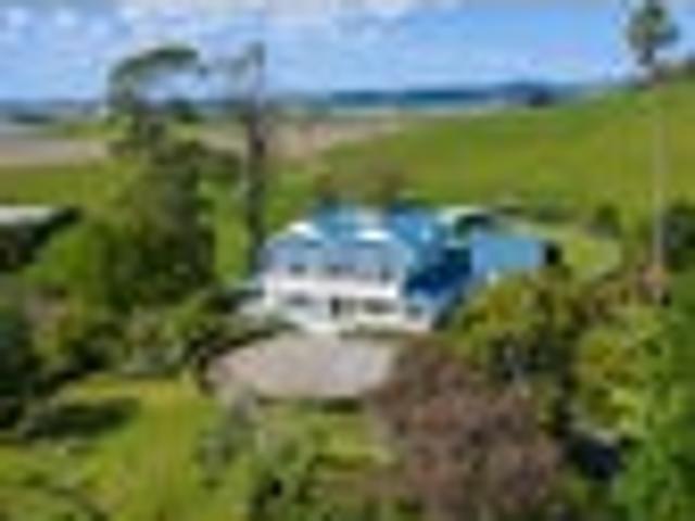 Naurea Homestead B&B 8 Bedrooms Gisborne
