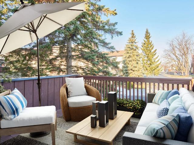 Navaho Townhomes & Garden Homes 5 Bedroom Apartment for Rent at 10 Deerfield Dr, Ottawa, ON K2G 3R6