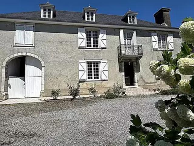 Navarrenx 64190 Achat / Vente maison 10 pièces t10