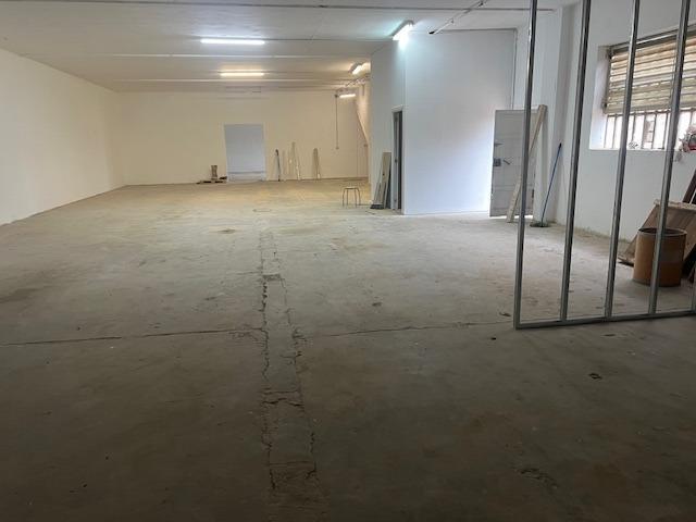 NAVE O LOCAL DE ALQUILER EN POLIGONO LA BOBILA