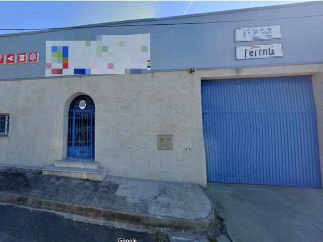 Nave comercial en venta en Boiro