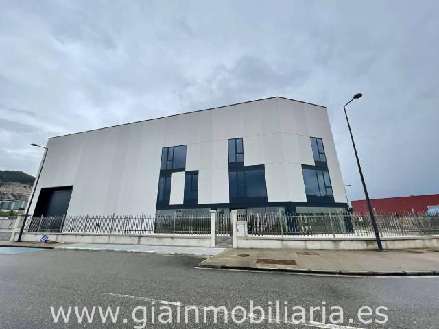 Nave comercial en venta en Budiño