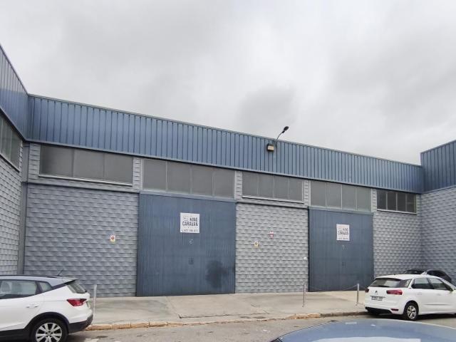 NAVE COMERCIAL POLIGONO LA GANGOSA
