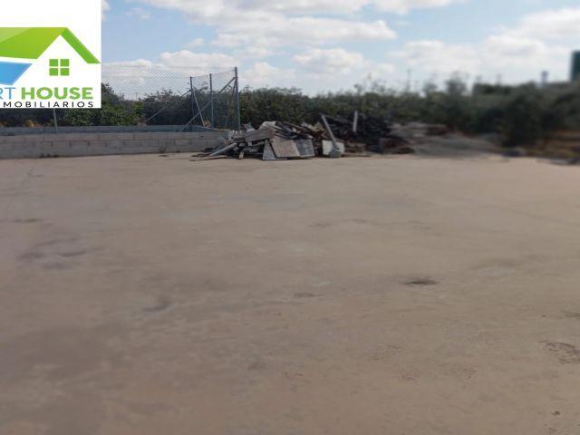 Nave con terreno en Fuente Álamo de Murcia
