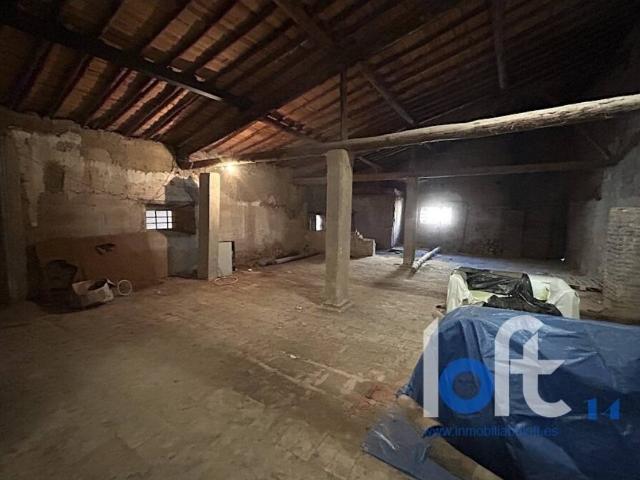 Nave con bodega rehabilitada en Villaralbo