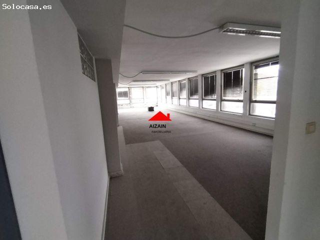 Nave con posibilidades en zona de paso!