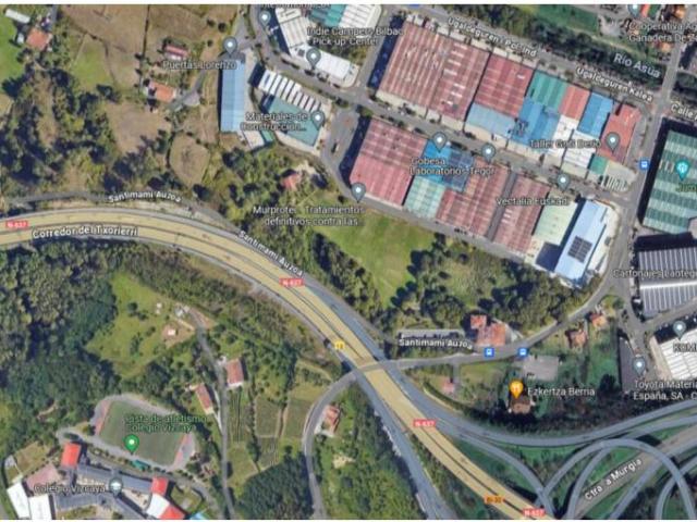 Nave de alquiler de 1500 m² con tres puentes grúa de 5 Tn en Derio, Ugaldeguren