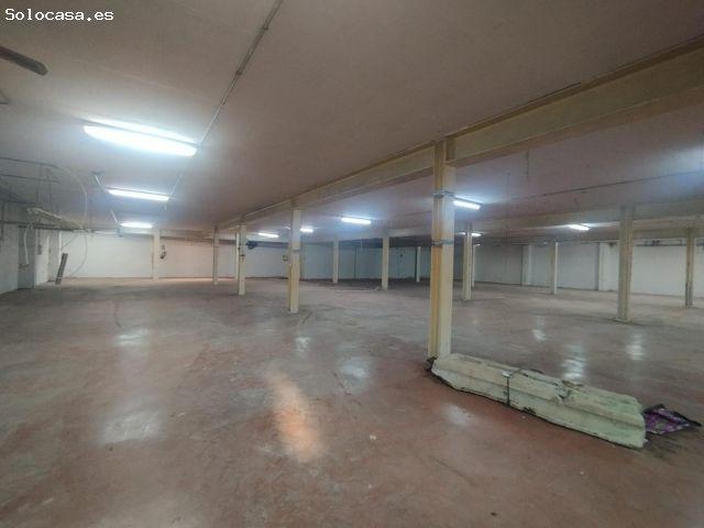 NAVE DE 2.371 M2 EN POL. INDUSTRIAL