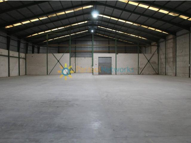 Nave en alquiler en Oliva
