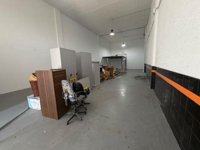 Nave en alquiler en Polígono La Torrecilla | 750€