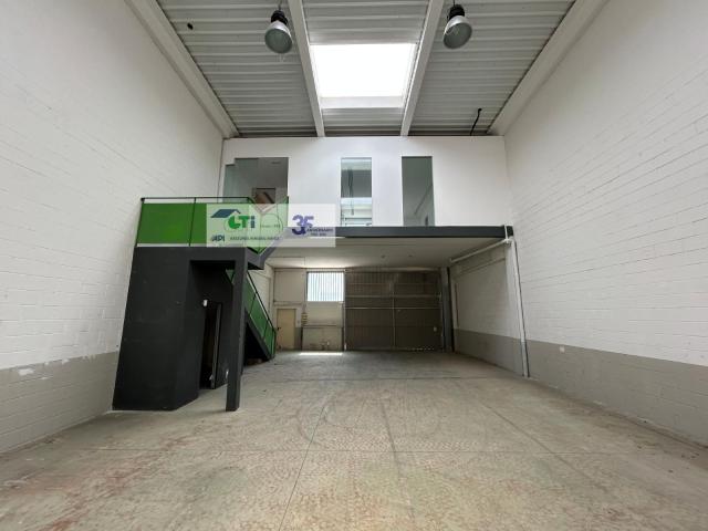 Nave en alquiler en Zaragoza Zaragoza