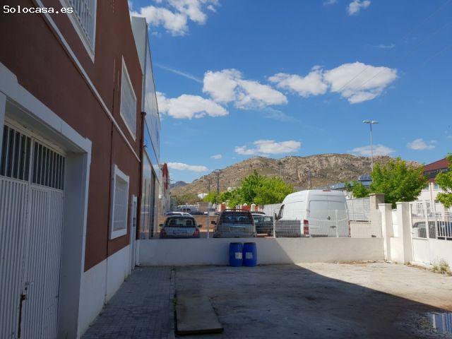 NAVE EN ALQUILER. POLIGONO CAMPO ALTO